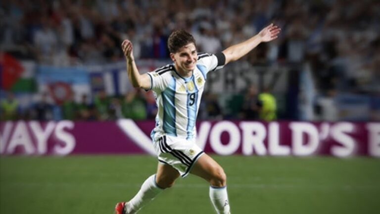 Alvarez Nets Extra-Time Winner as Argentina Edge Past Switzerland