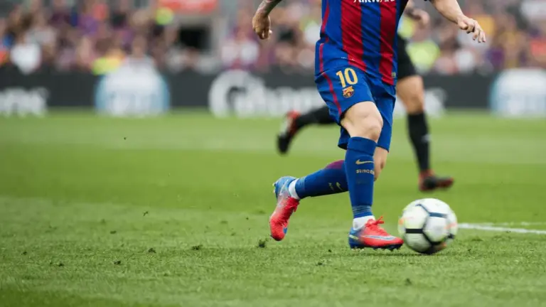 Barcelona Opt to Keep Lamine Yamal on Right Flank, Says Flick