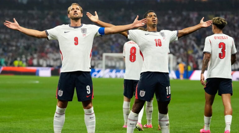 Bellingham Strikes Twice as England Lead, Mexico Pulls One Back