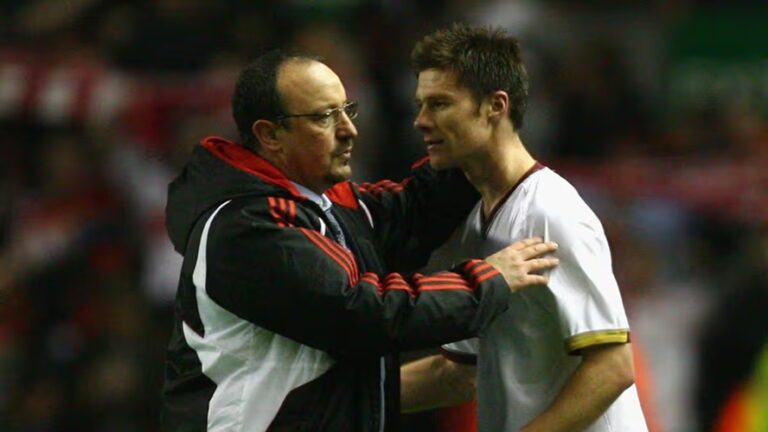 Benitez Backs Alonso to Revive Chelsea's Fortunes at Stamford Bridge