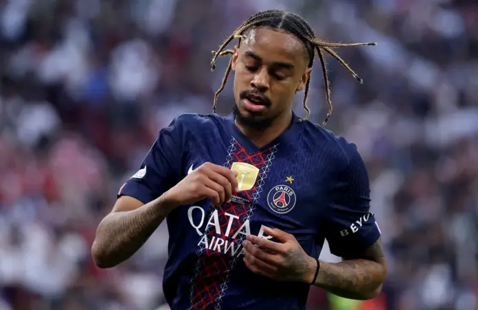 Bradley Barcola Weighs Arsenal and Liverpool Moves After PSG Exit