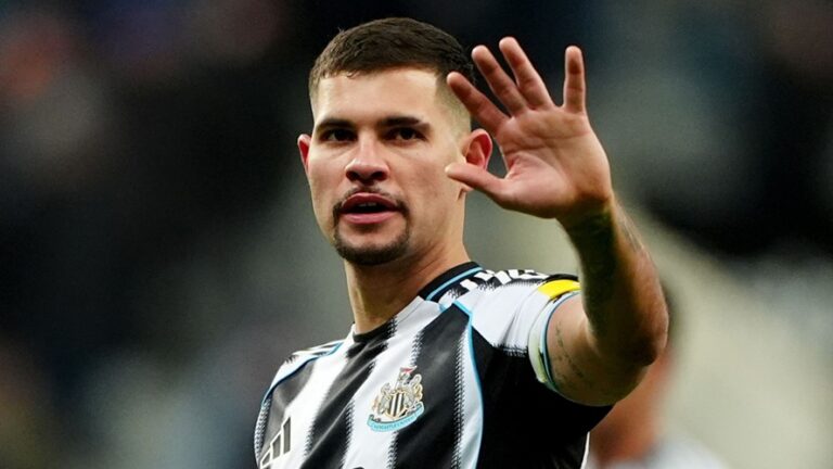 Bruno Guimaraes Wishes to Leave Newcastle for Arsenal Move