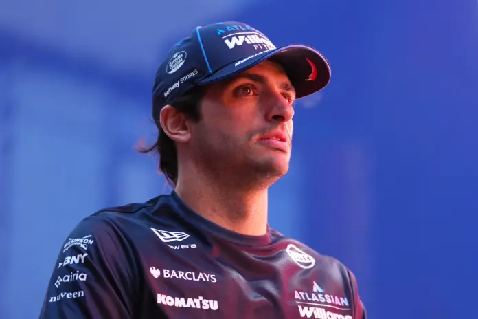 Carlos Sainz Discusses Blue Light Glitch in Piastri Collision