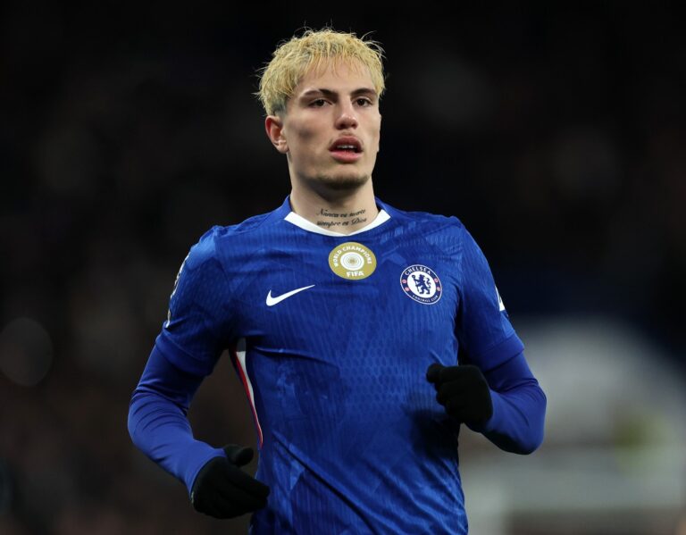 Chelsea Open to Selling Garnacho Amid Interest from Saudi Clubs