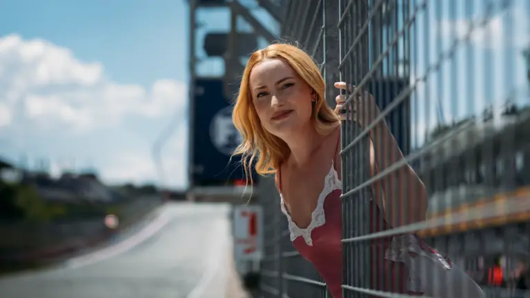 Dimoldenberg Discusses Learning to Drive with F1 Stars in Season 2
