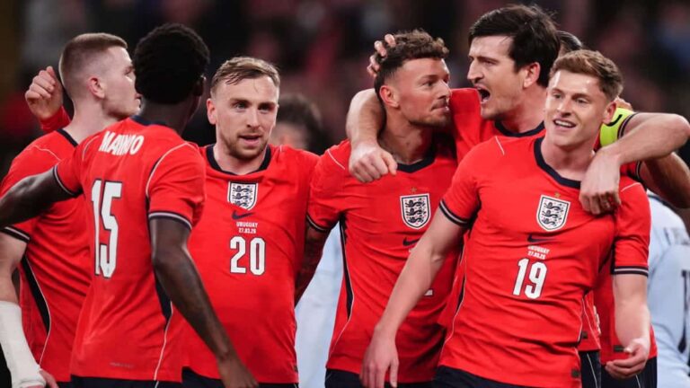 England’s World Cup Match Against Mexico Delayed by Bad Weather