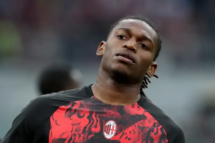 Fenerbahce Hold Talks in Milan Over Rafael Leao Ahead of Tie