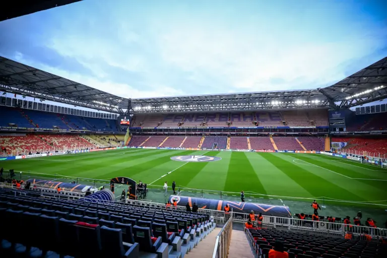 Fenerbahçe Host Górnik Zabrze in Champions League Qualifying Clash
