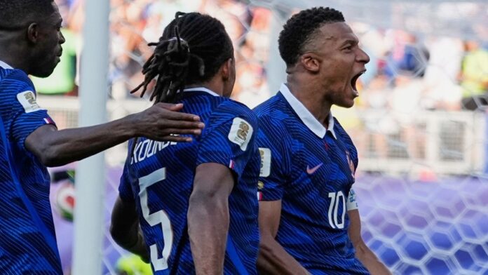 France Claim Hard-Fought Victory Over Paraguay in World Cup Clash
