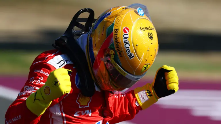 Hamilton Claims Pole in British Grand Prix Sprint Qualifying Ahead of Antonelli