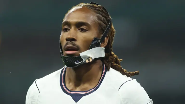 Inter in Talks with Tottenham Over Djed Spence Transfer Opportunity
