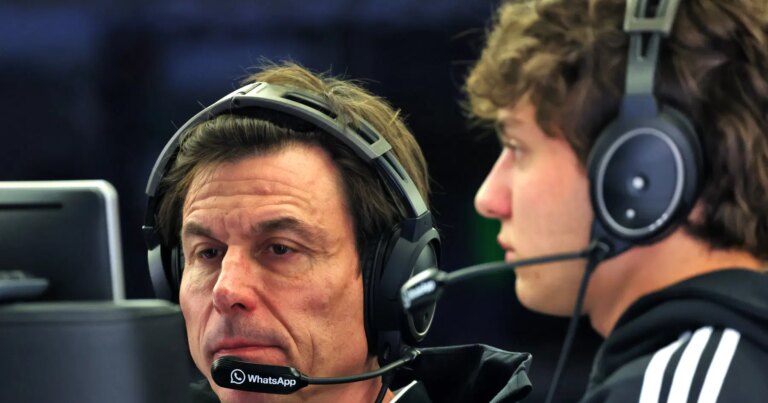 Mercedes’ Toto Wolff Praises Kimi Antonelli’s Resilience After Stressful Qualifying Decision