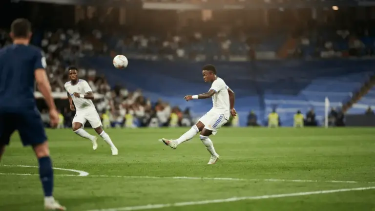 Mourinho Eyes Güler as New Özil for Real Madrid's Attack Strategy