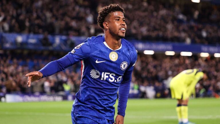 Santos Eyes Chelsea Exit for Regular First-Team Football
