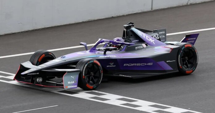 Wehrlein Left Surprised as Di Grassi, Vergne, and Eriksson Surge Ahead in Shanghai Race