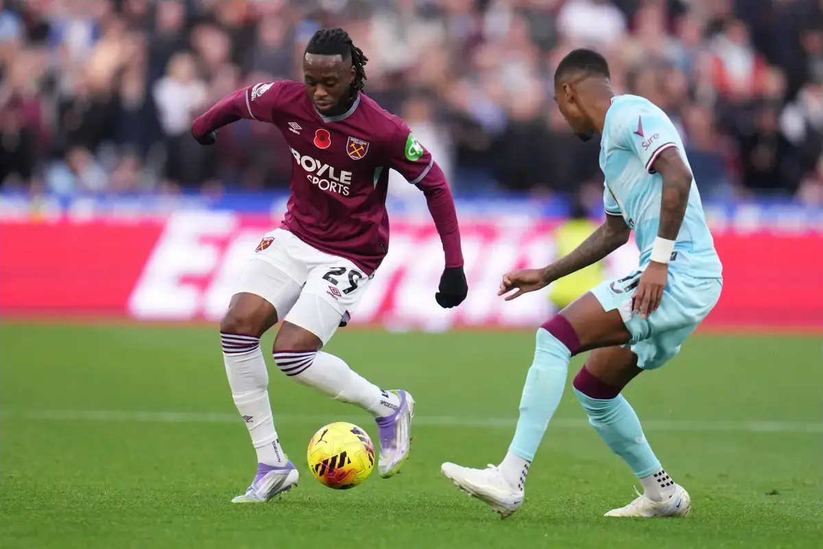 Aston Villa Hold Talks with West Ham Over Aaron Wan-Bissaka