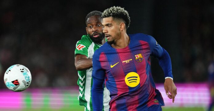 Liverpool Sign Ronald Araujo on Loan from Barcelona for Season