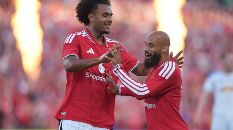 Manchester United Draw with Leeds Before Penalty Shootout Victory