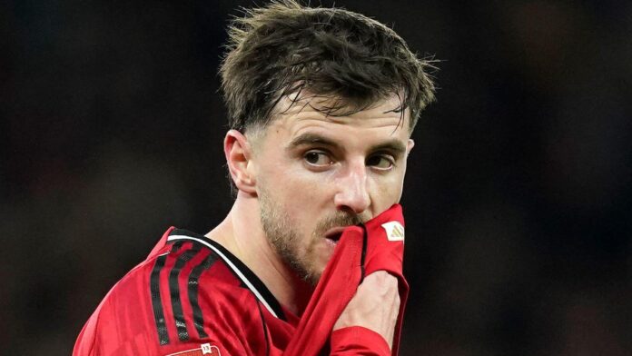 Manchester United Weigh New Midfield Signing After Mason Mount Injury